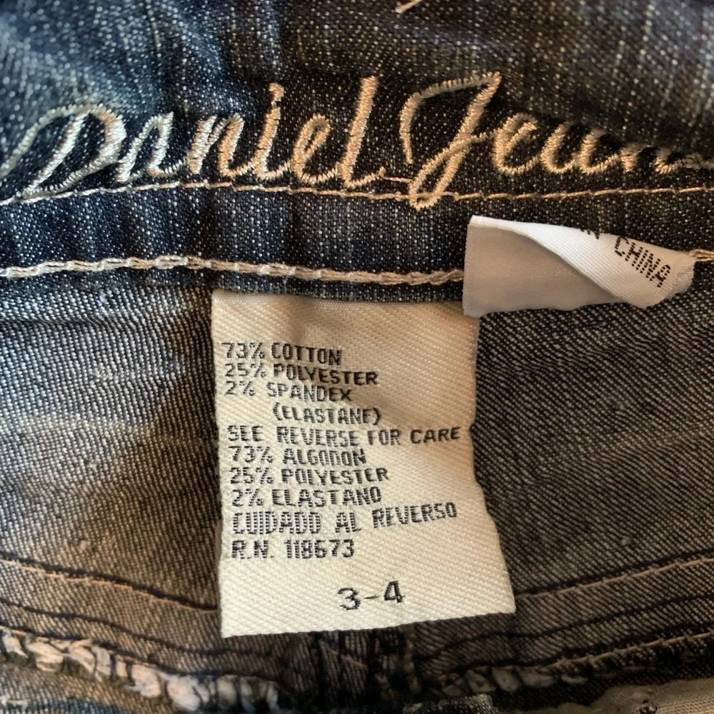 Daniel Jeans Size 3/4 dark denim with back pocket rhinestone embellishments